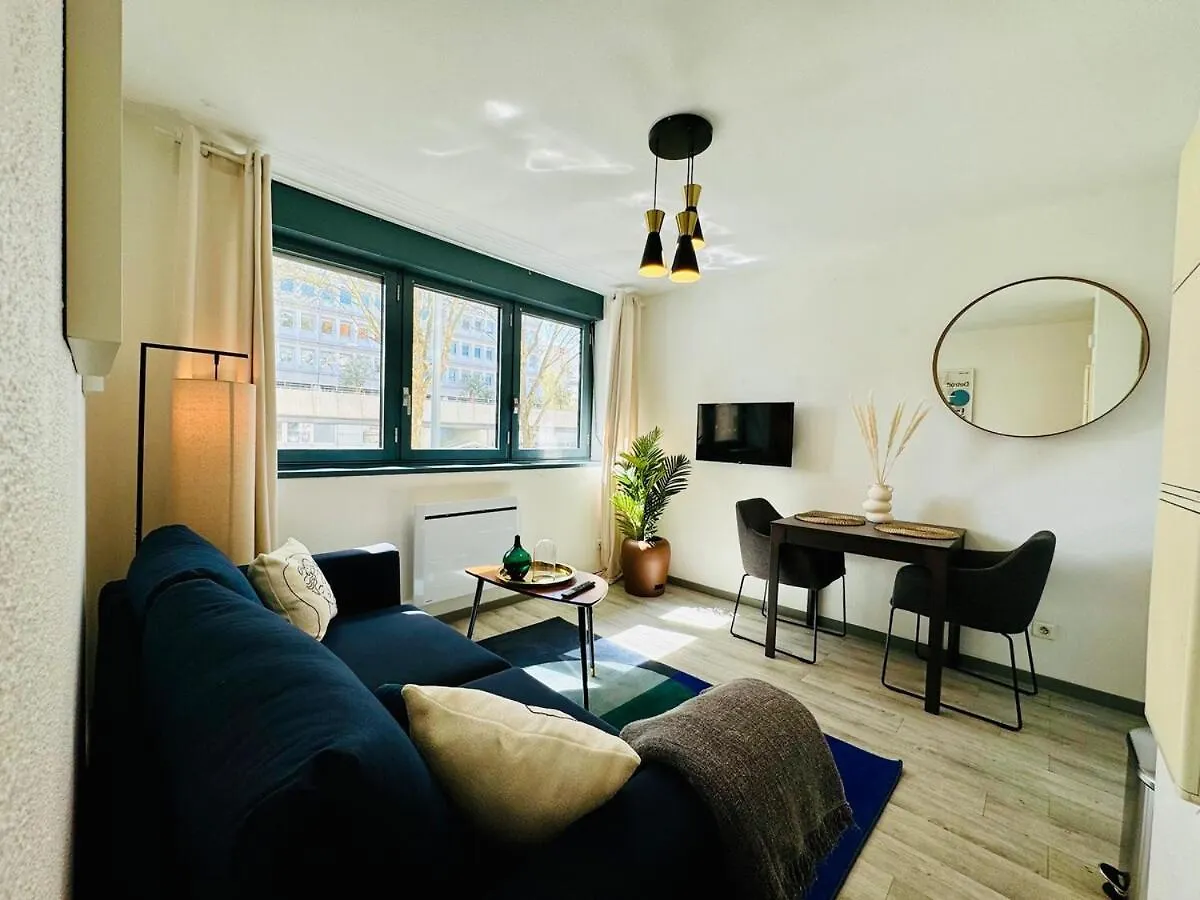 Apartment Suite Bayah Lyon France